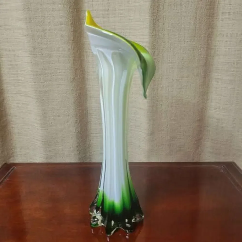 Jack in the Pulpit Calla Lilly Art Glass Vase
